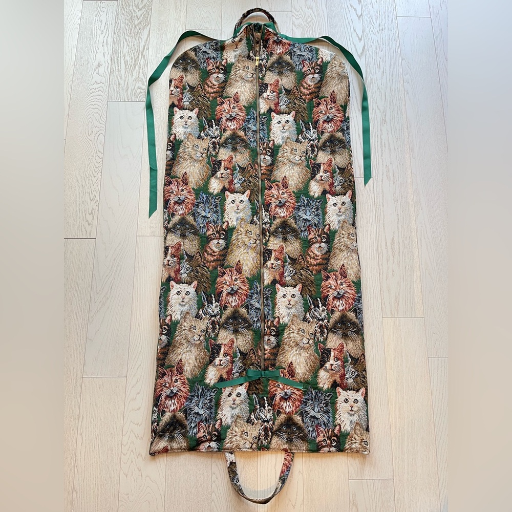 Vintage 90s Kitty Cat Tapestry Jacquard Garment Storage Travel Carrier Bag